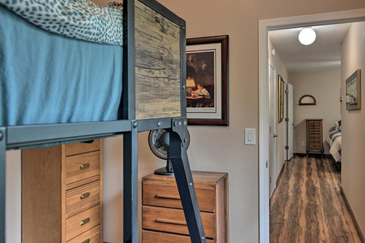 Pet Friendly Anchorage Retreat With Deck And Yardヴィラ エクステリア 写真